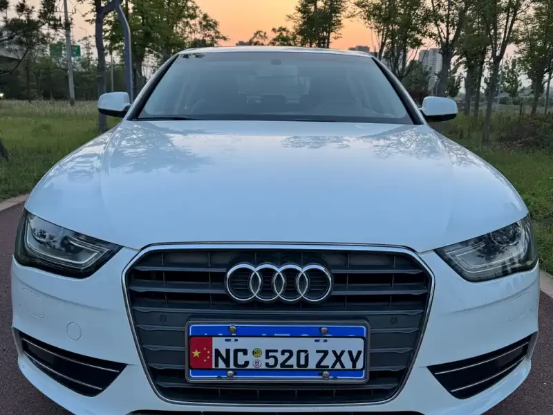 Audi A4L, 2013