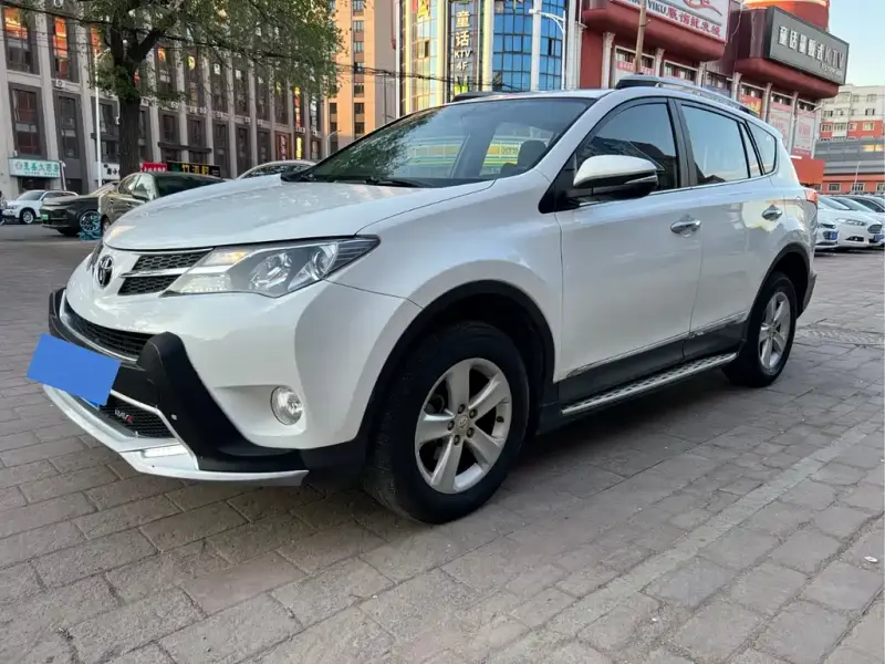 Toyota RAV4, 2013
