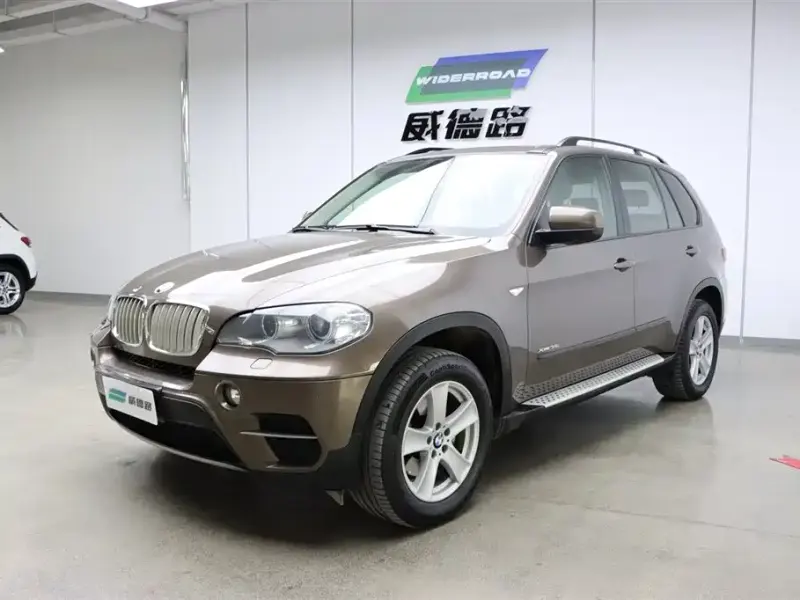 BMW X5 (Import), 2013