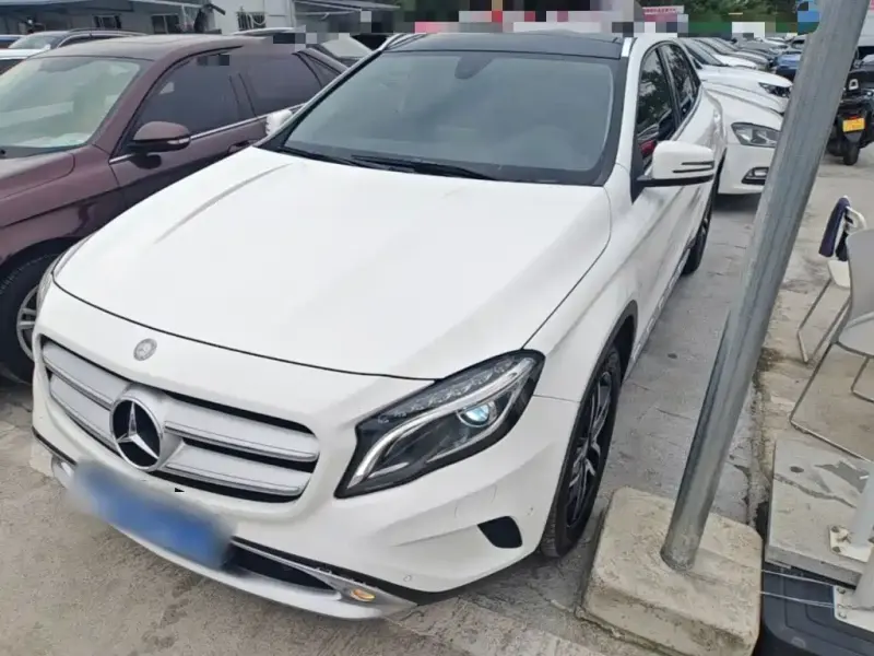 Mercedes-Benz GLA, 2016