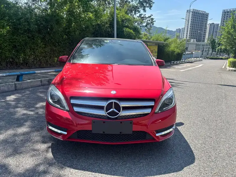 Mercedes-Benz B-Class, 2015