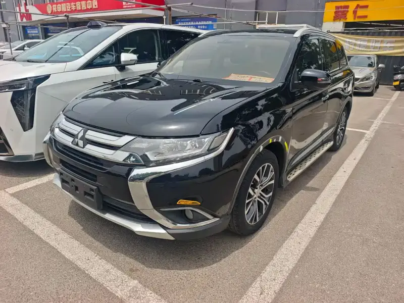 Mitsubishi Outlander, 2018