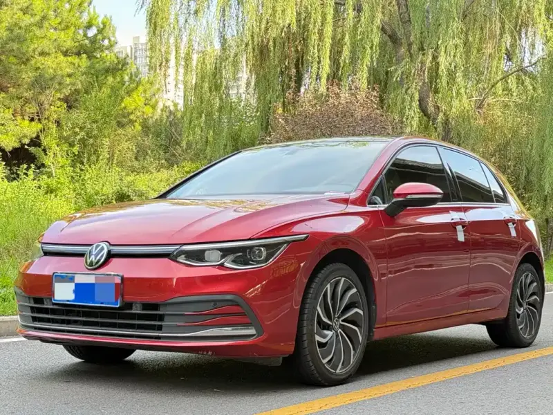 Volkswagen Golf, 2021