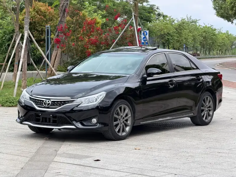 Toyota Reiz, 2015