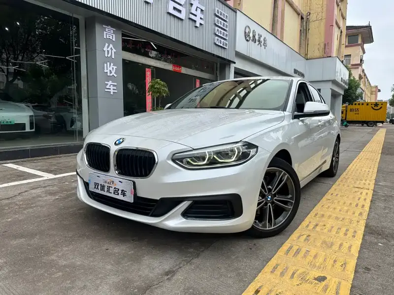 BMW 1 Series, 2020