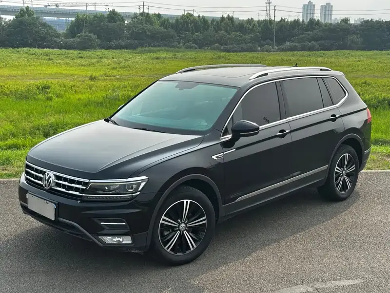 Volkswagen Tiguan L, 2018