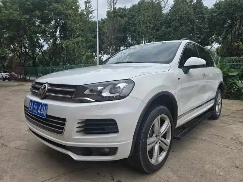 Volkswagen Touareg, 2013