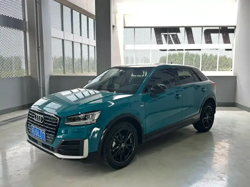 Audi Q2L, 2020