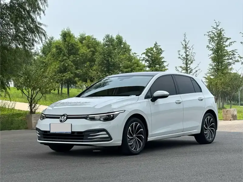 Volkswagen Golf, 2021