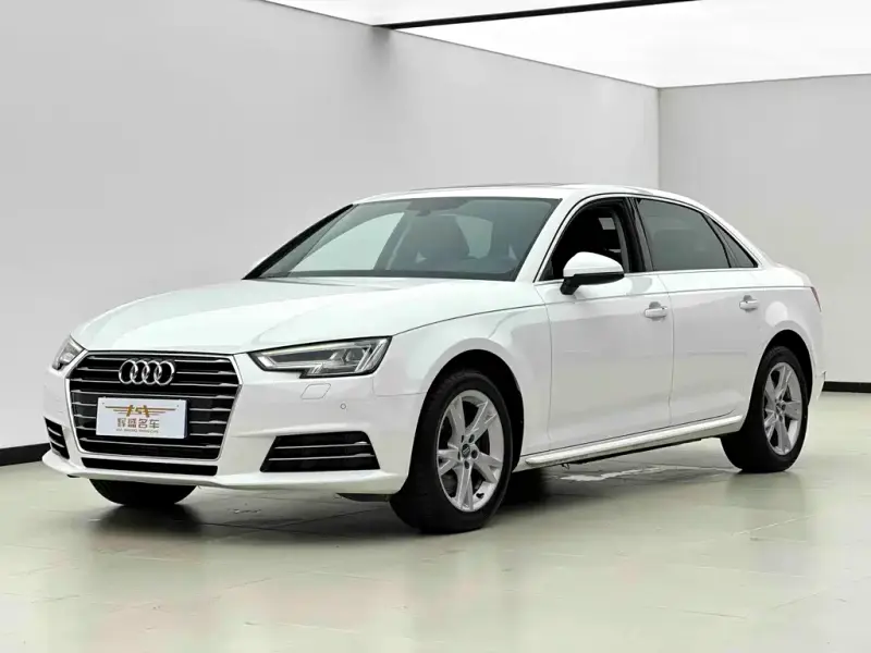 Audi A4L, 2018