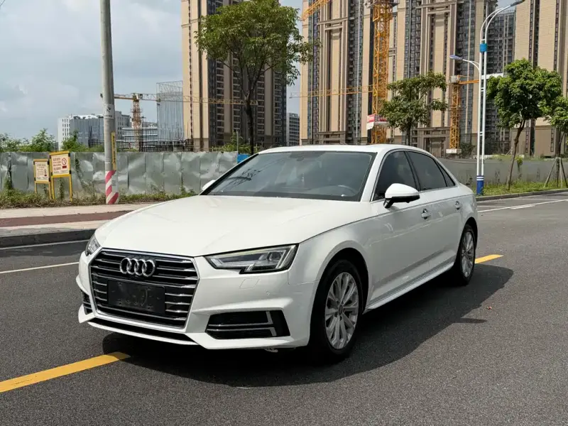 Audi A4L, 2019