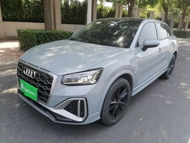 Audi Q2L, 2022