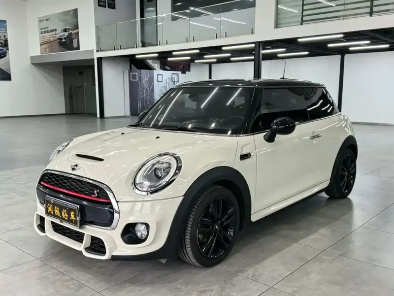 MINI Mini, 2017
