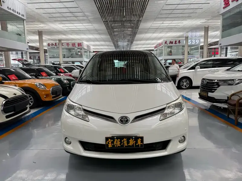 Toyota Previa, 2013