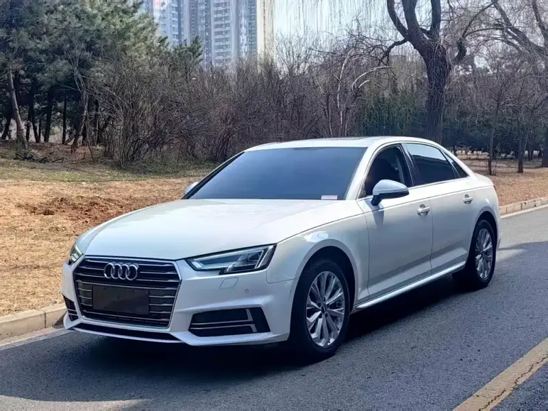 Audi A4L, 2019