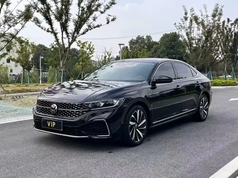 Volkswagen Passat, 2022