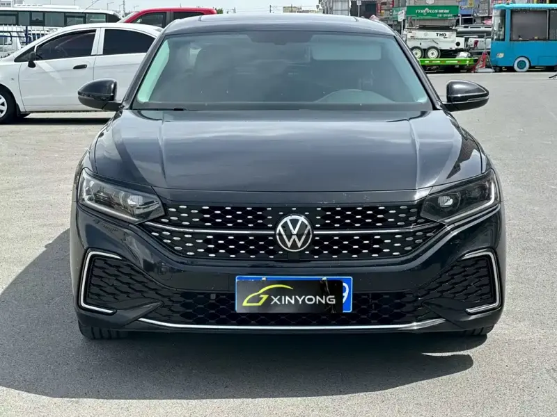 Volkswagen Passat, 2021