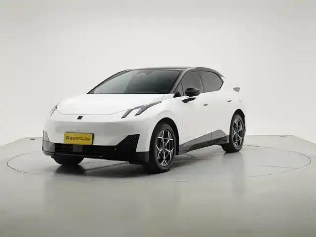 Lynk & Co Z20, 2025
