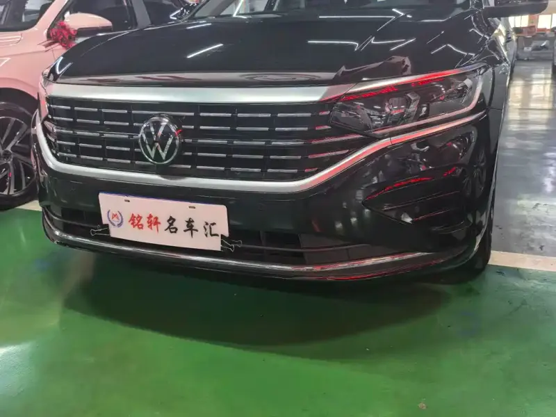 Volkswagen Passat, 2023