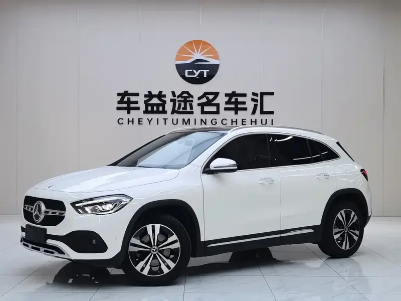 Mercedes-Benz GLA, 2022