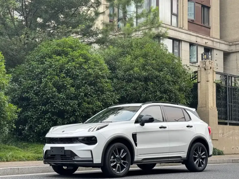Lynk & Co 01, 2026