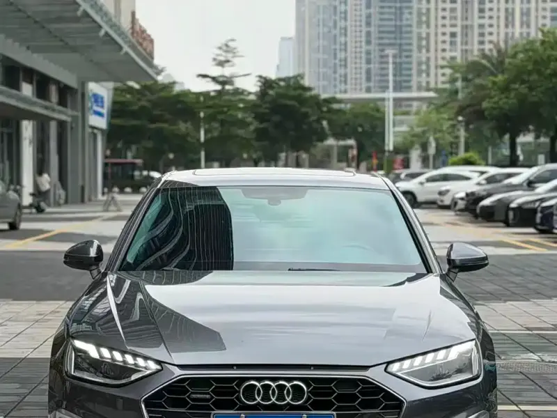 Audi A4L, 2021