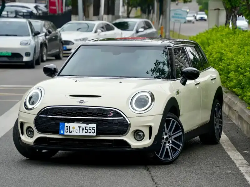 MINI Clubman, 2021