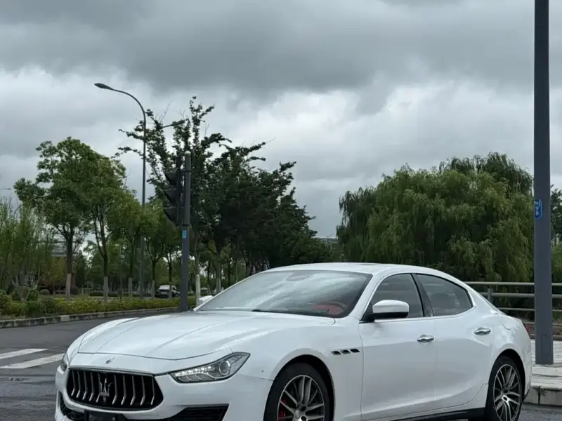 Maserati Ghibli, 2017