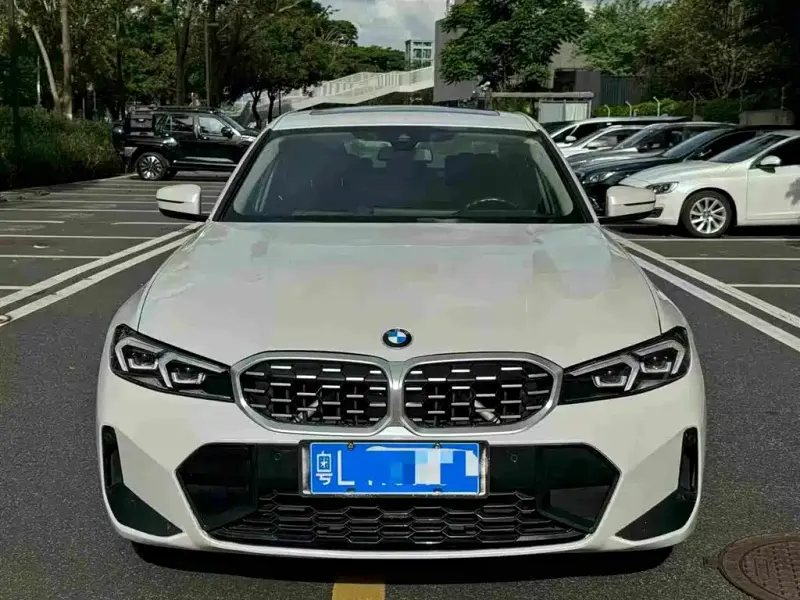 BMW 3 Series, 2023