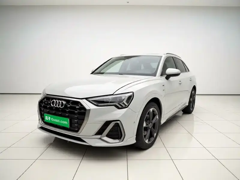 Audi Q3, 2023