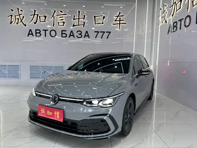 Volkswagen Golf, 2023