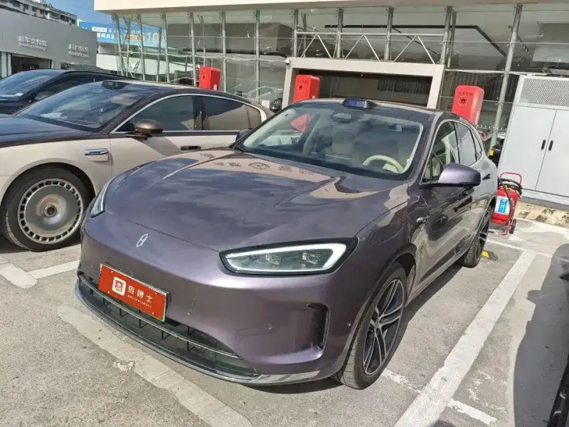 AITO M5, 2025