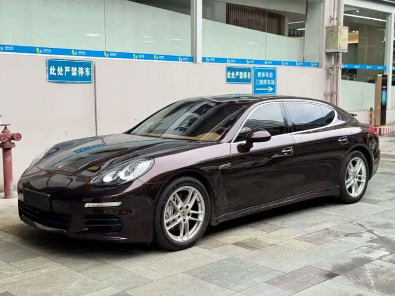 Porsche Panamera, 2014