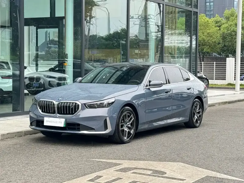 BMW i5, 2024