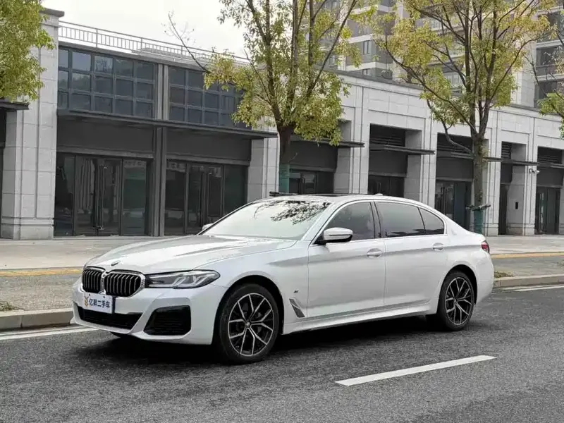 BMW 5 Series, 2023
