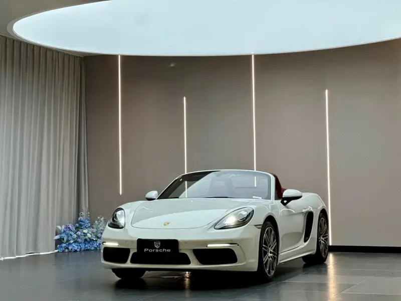 Porsche 718, 2023