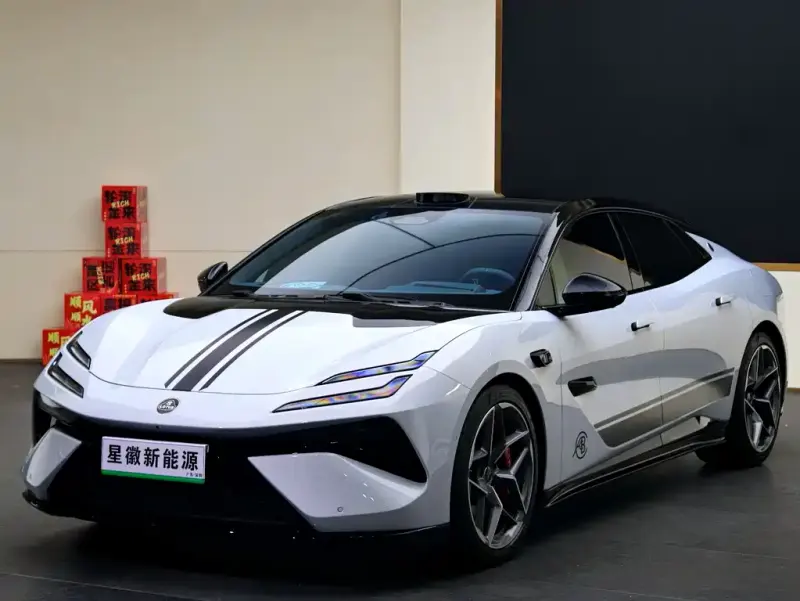 Lotus EMEYA, 2025