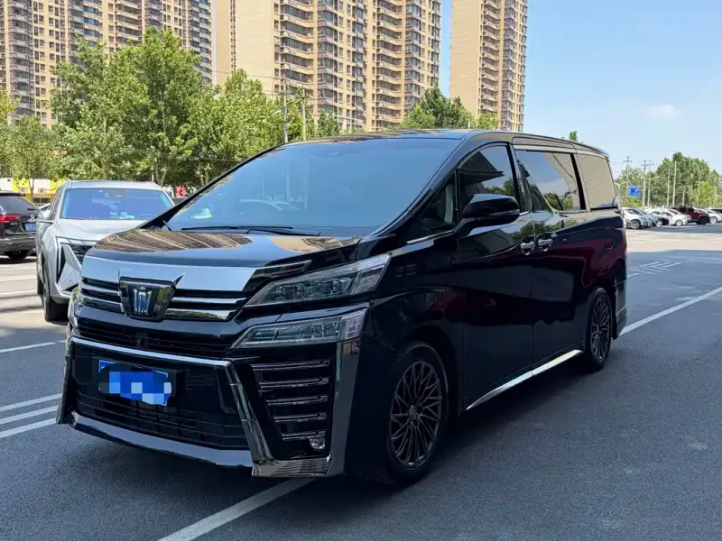 Toyota Vellfire, 2023