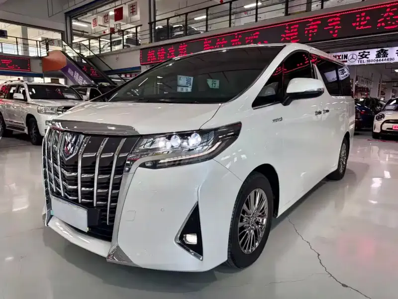 Toyota Alphard, 2021