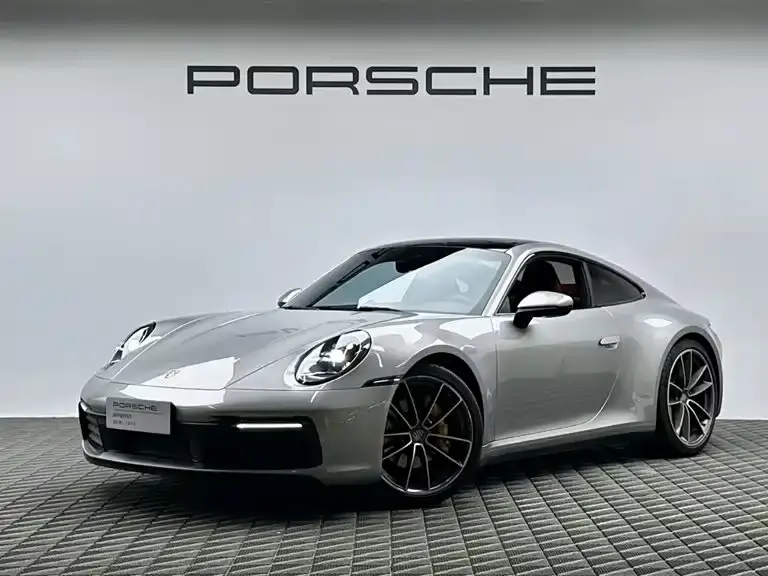 Porsche 911, 2024