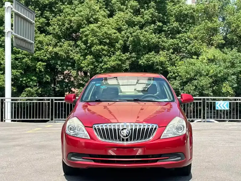 Buick Excelle, 2015