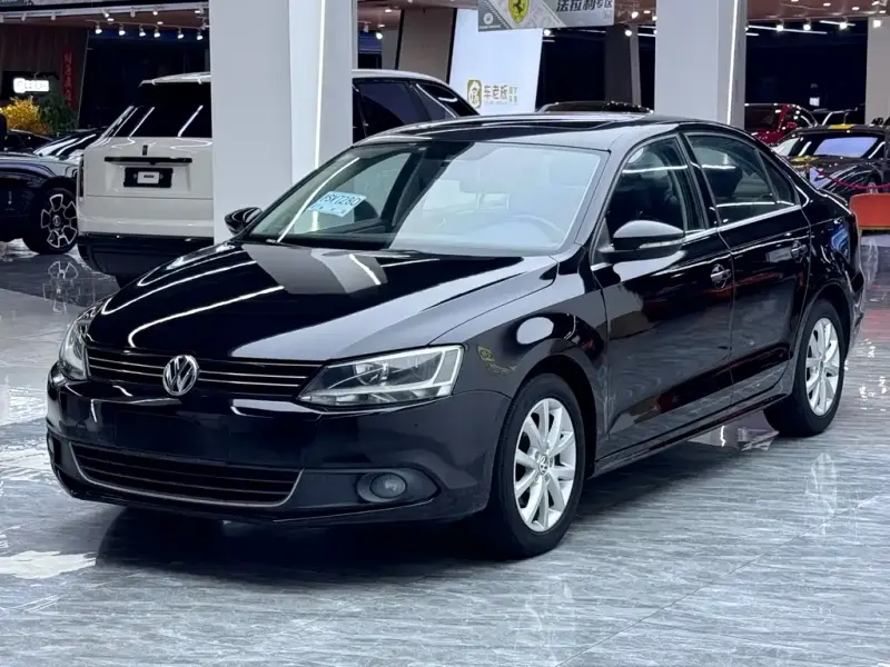 Volkswagen Sagitar, 2013