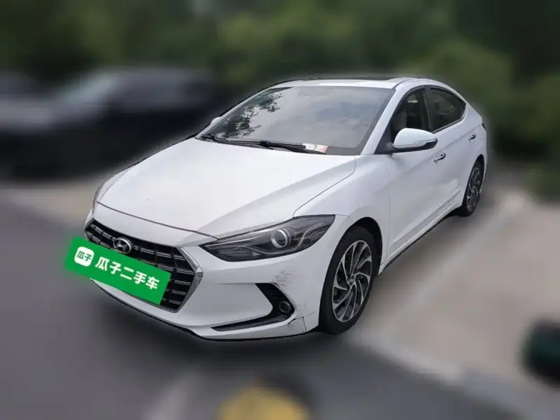 Hyundai Elantra, 2019
