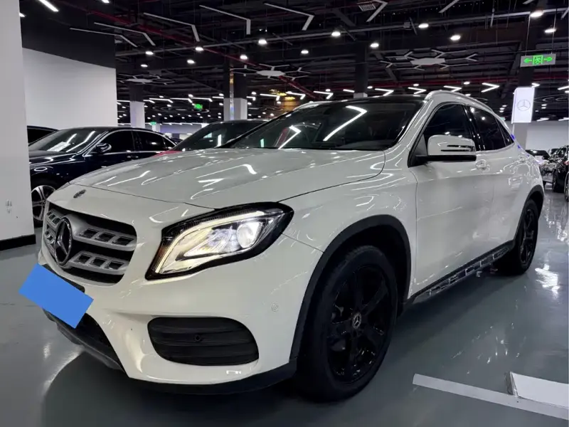 Mercedes-Benz GLA, 2019