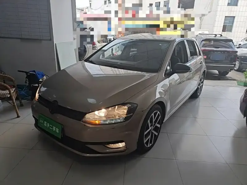 Volkswagen Golf, 2020
