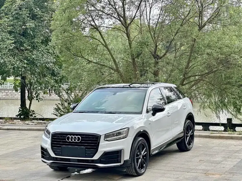 Audi Q2L, 2020