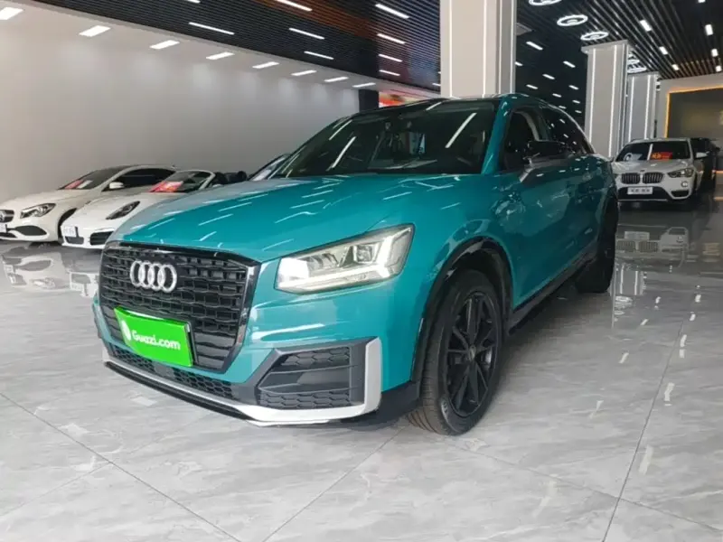 Audi Q2L, 2020