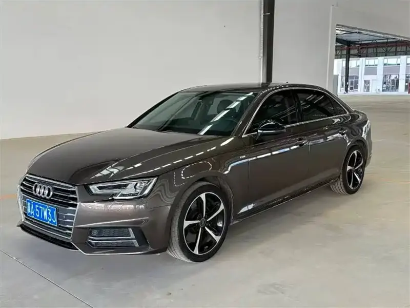 Audi A4L, 2018