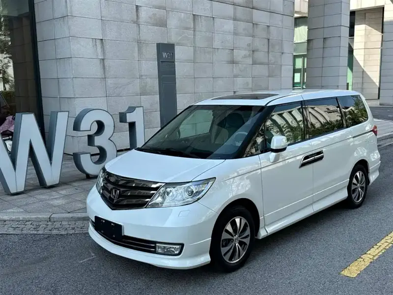 Honda Elysion, 2014