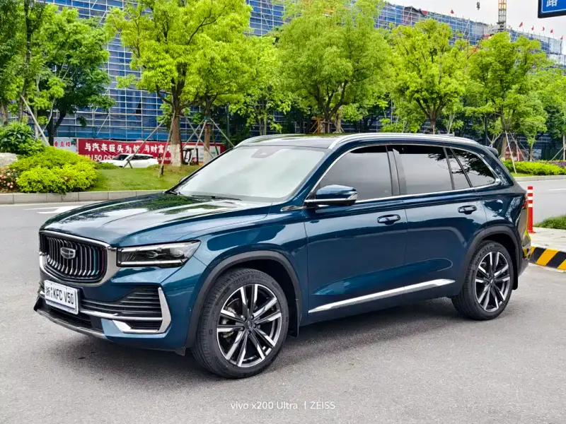 Geely Xingyue L, 2022